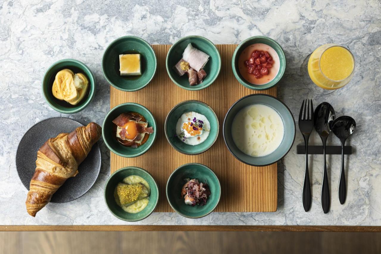 Hotel Zentis Osaka Exterior foto A typical Danish breakfast